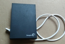 希捷 移动存储 SRD00F1 1TB便携型