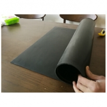 耐油橡胶绝缘胶垫 绿色 5mm厚1*1*5mm