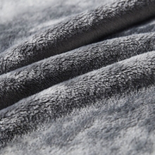 HUGO BOSS   HBMT-018  加拿大休闲毯 灰色